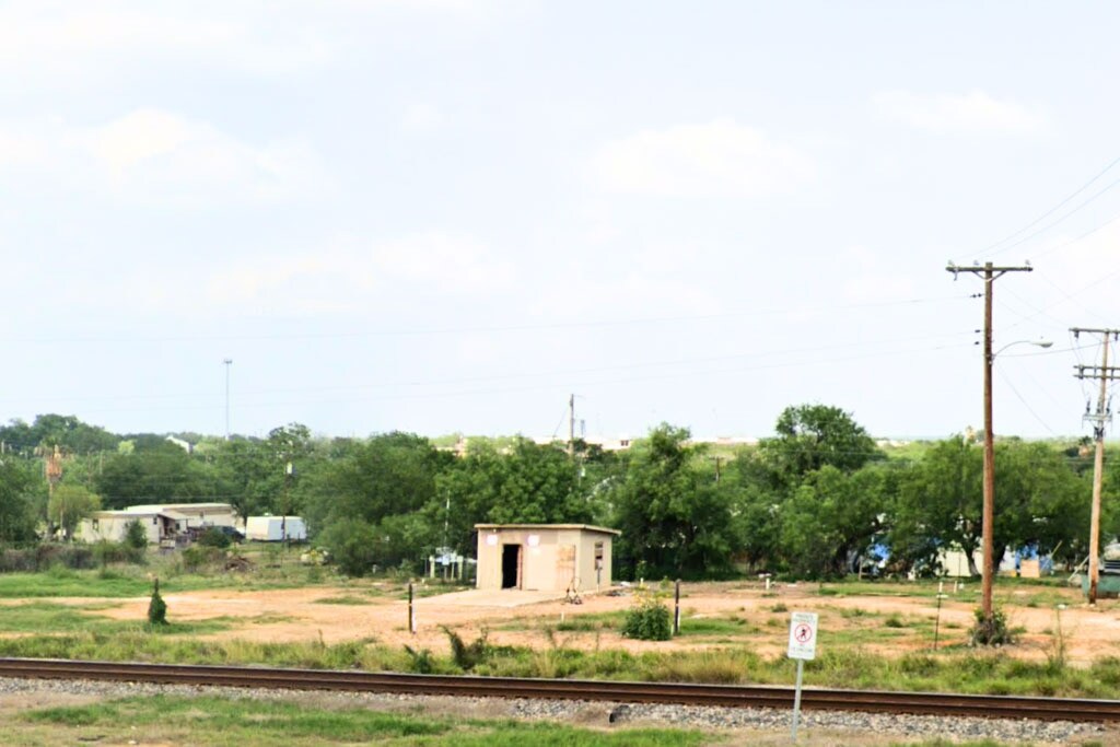 244 Market st, Cotulla, TX for lease Primary Photo- Image 1 of 2