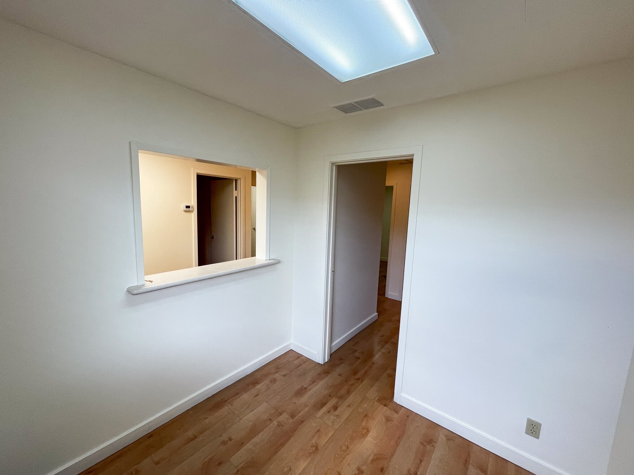 712 D St, San Rafael, CA à louer Photo intérieure- Image 1 de 11