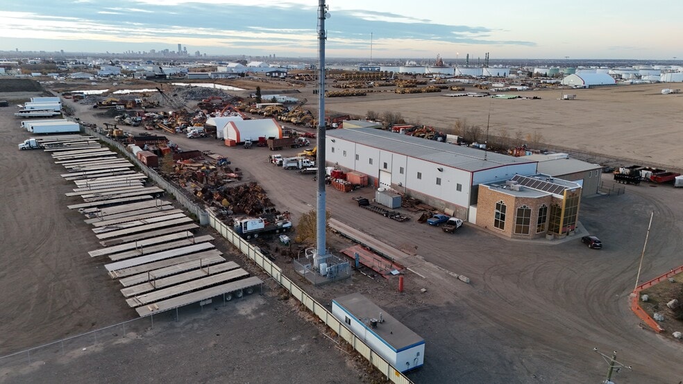 8600 1 St NW, Edmonton, AB à louer - Photo du bâtiment - Image 2 de 8