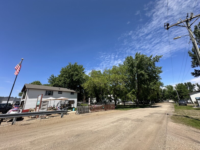 102 Sibley Dr, Sibley, ND for sale - Building Photo - Image 3 of 13