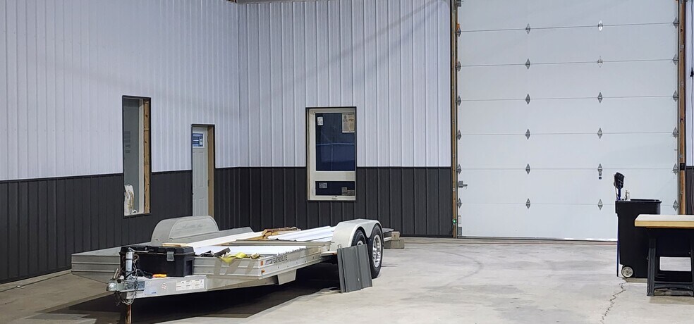 601 Hyde St, Kalkaska, MI à vendre - Photo intérieure - Image 3 de 22