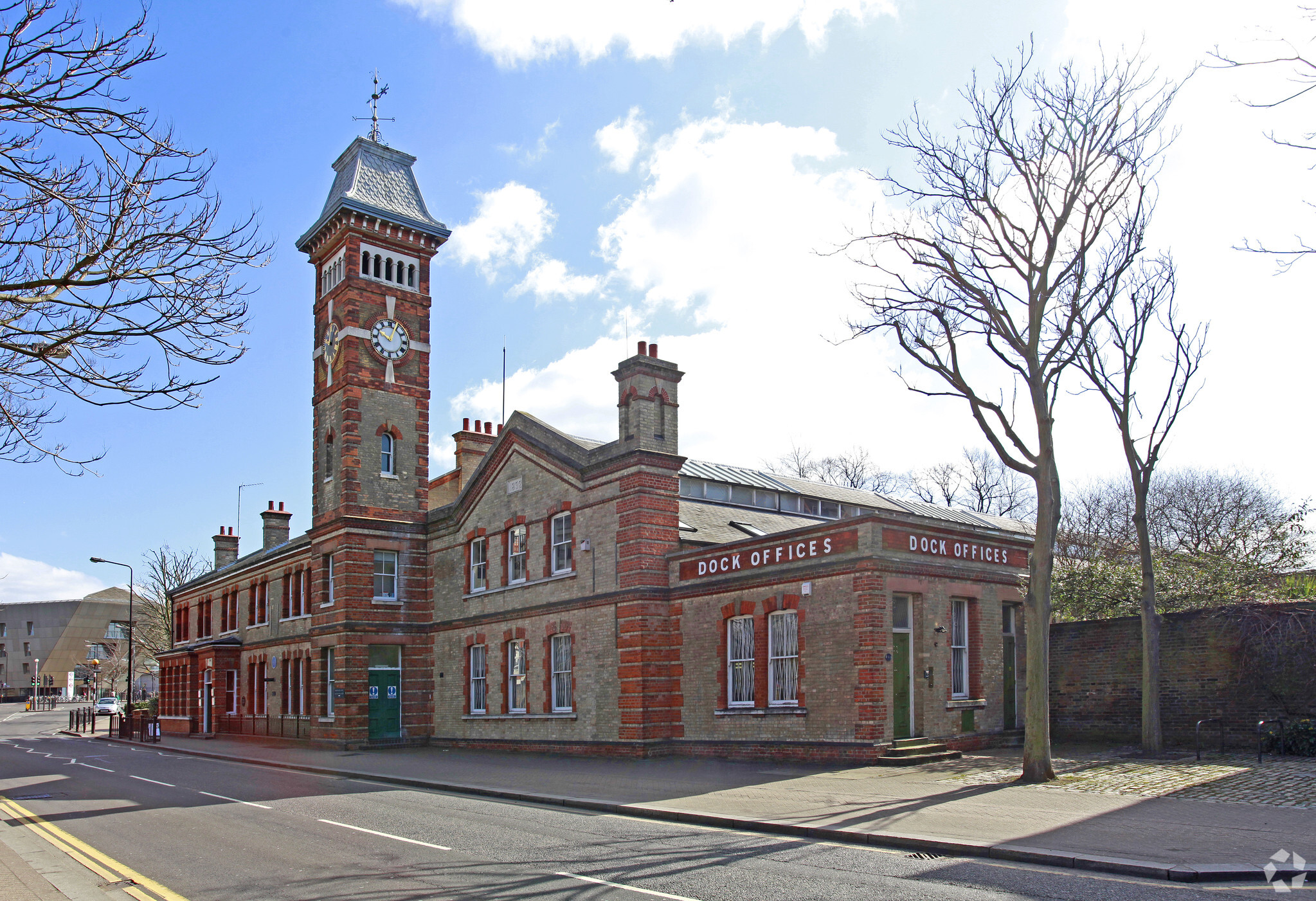 Surrey Quays Rd, London for sale Primary Photo- Image 1 of 1