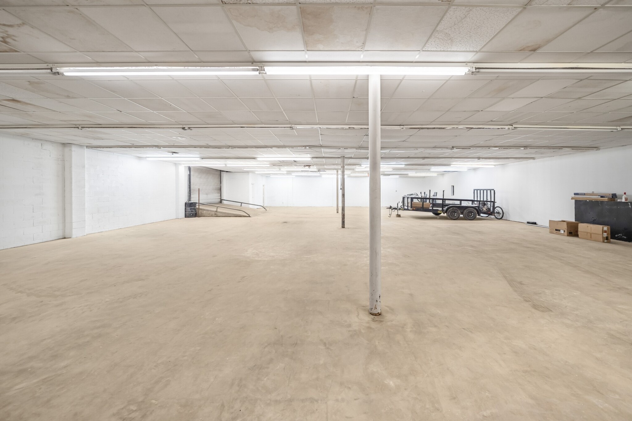 600-612 E Main St, Uvalde, TX for lease Interior Photo- Image 1 of 10