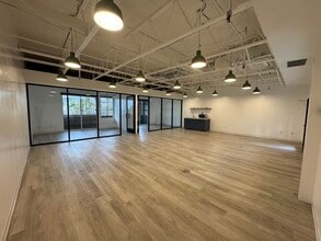 2110 S Coast Hwy 101, Oceanside, CA for lease Interior Photo- Image 1 of 7