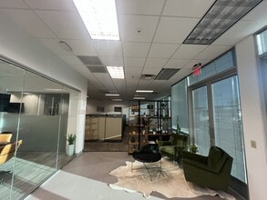 1830 N 95th Ave, Phoenix, AZ à louer Photo intérieure- Image 2 de 11