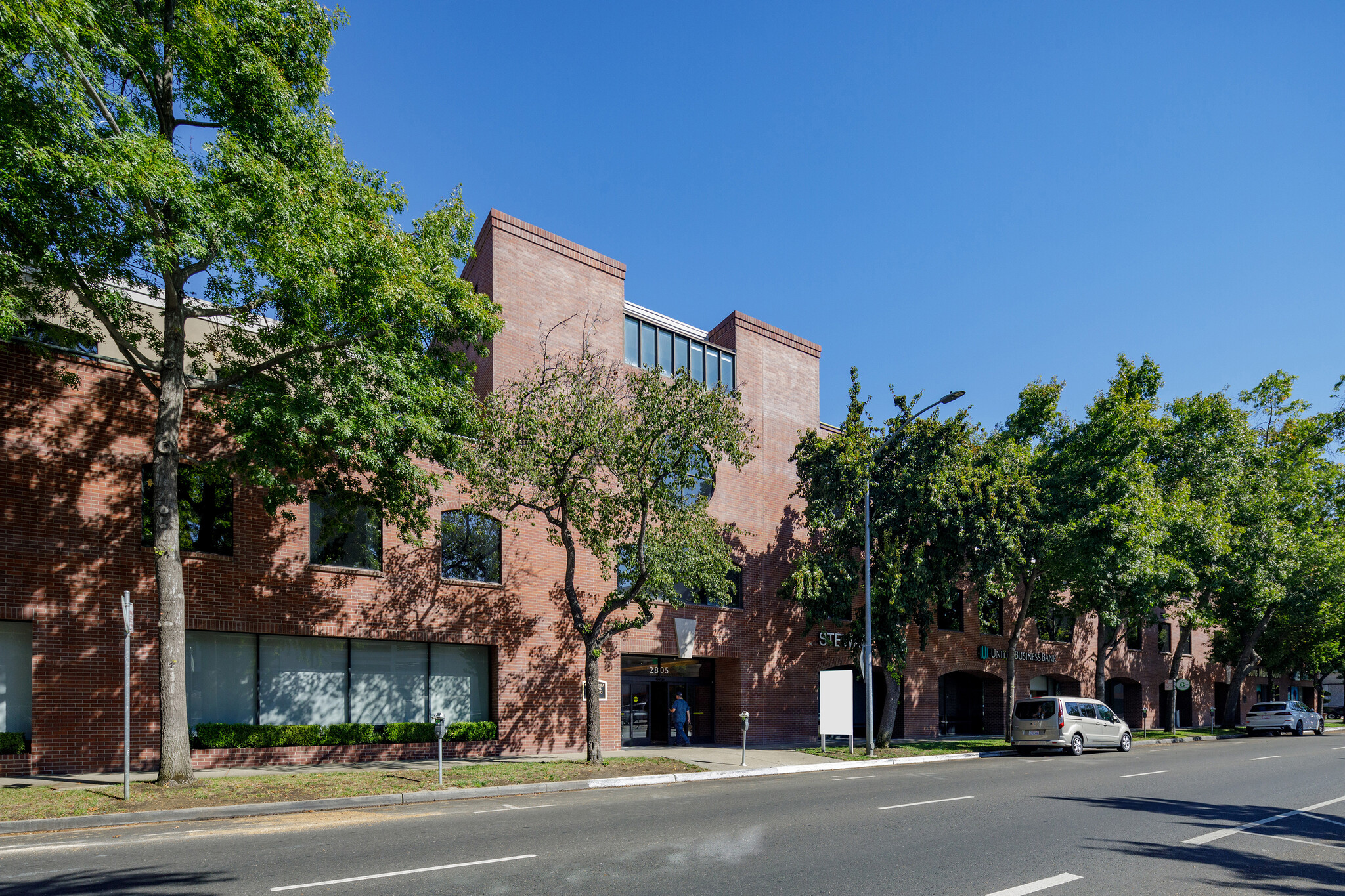 2801-2831 J St, Sacramento, CA for lease Building Photo- Image 1 of 15