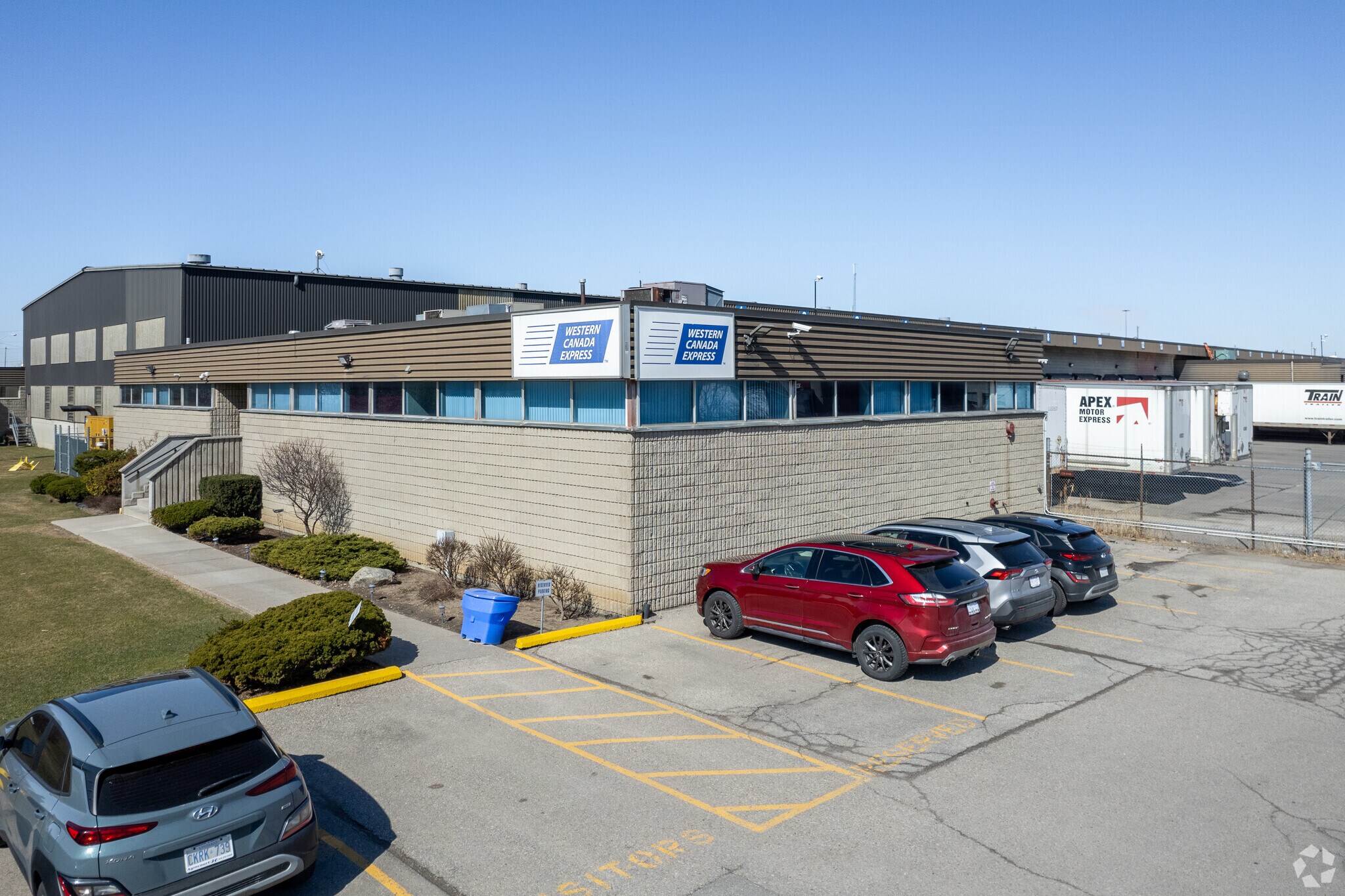 62 Administration Rd, Concord, ON à vendre Photo du bâtiment- Image 1 de 1