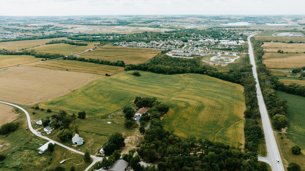 146000 HWY 36 hwy, Bennington, NE à vendre - Photo du bâtiment - Image 2 de 9