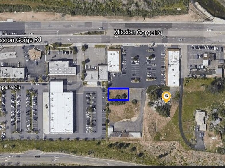 9155-59 Mission Gorge, Santee, CA à louer - Photo du bâtiment - Image 2 de 2