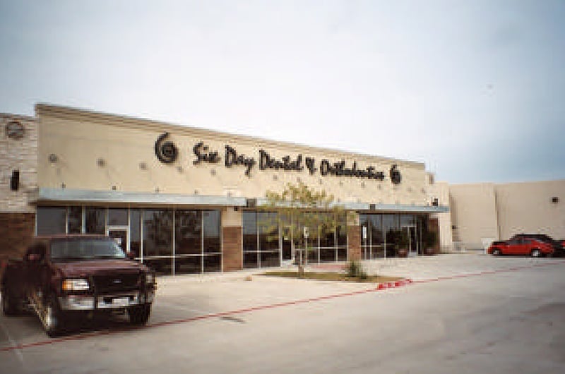 200-204 E State Highway 114, Roanoke, TX for lease - Building Photo - Image 2 of 5