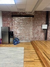 686 Main St, Buffalo, NY for lease Interior Photo- Image 2 of 6