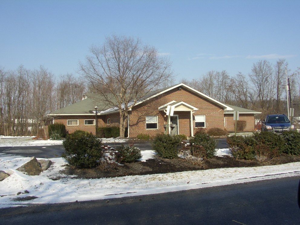 1501 Commerce Ave, Carlisle, PA for sale Primary Photo- Image 1 of 1