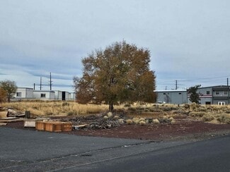 Plus de détails pour 975 SW 1st St, Redmond, OR - Terrain à vendre