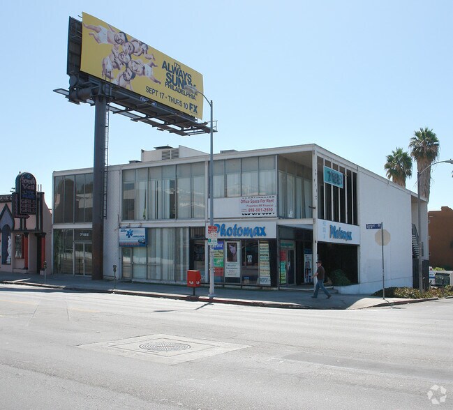 7188-7190 W Sunset Blvd, Los Angeles, CA à louer - Photo du bâtiment - Image 3 de 6