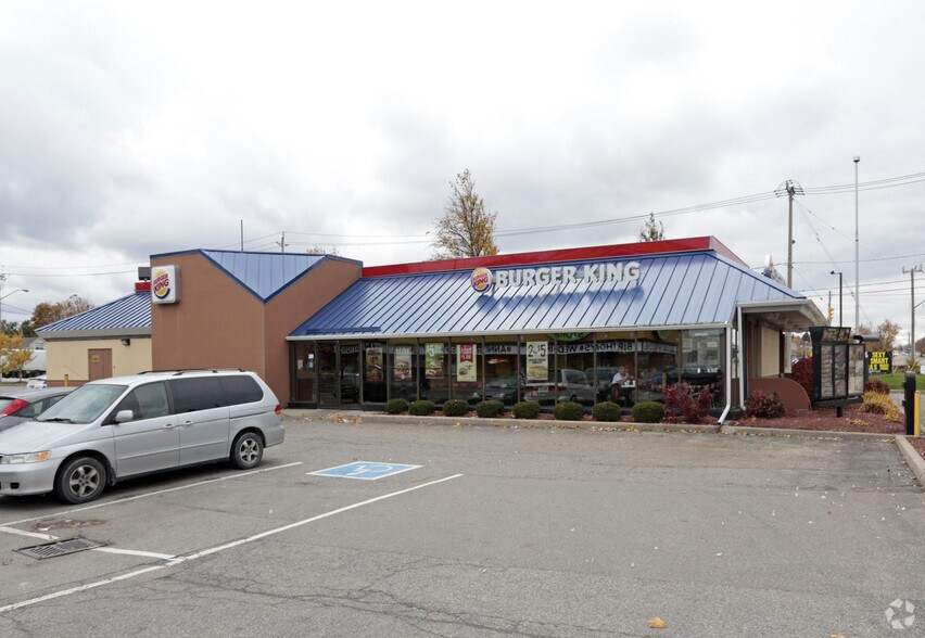 809 Victoria St, Kitchener, ON à vendre - Photo principale - Image 1 de 1