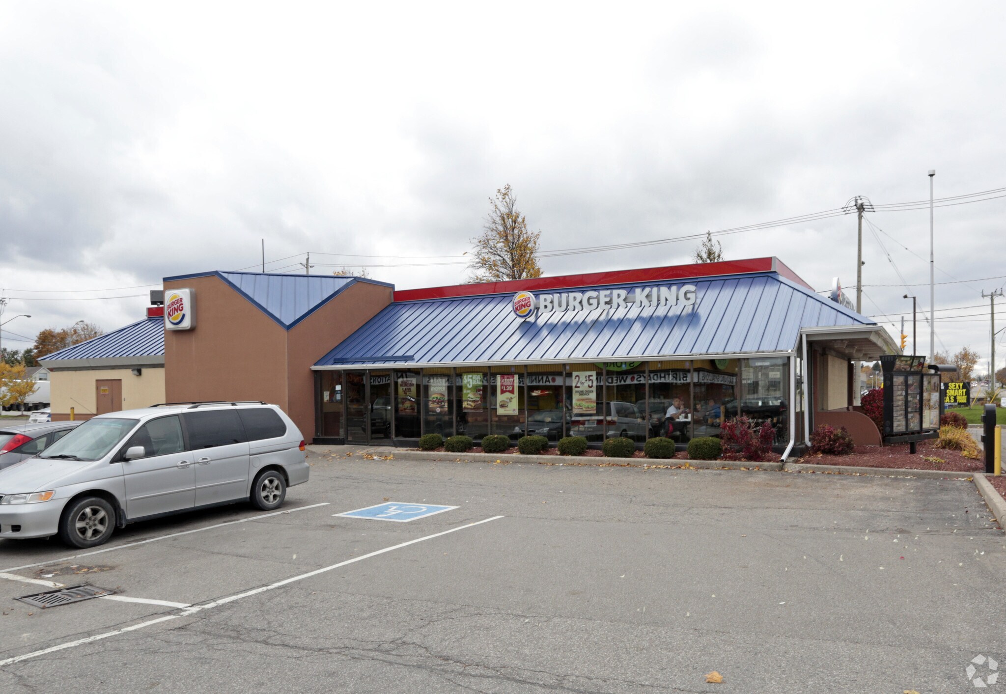 809 Victoria St, Kitchener, ON for sale Primary Photo- Image 1 of 1