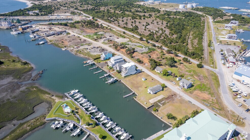 201 Marine Dr, Beaufort, NC à vendre - Photo du bâtiment - Image 3 de 18