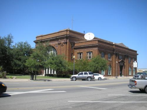 101 E Main St, Denison, TX à louer - Photo principale - Image 1 de 13