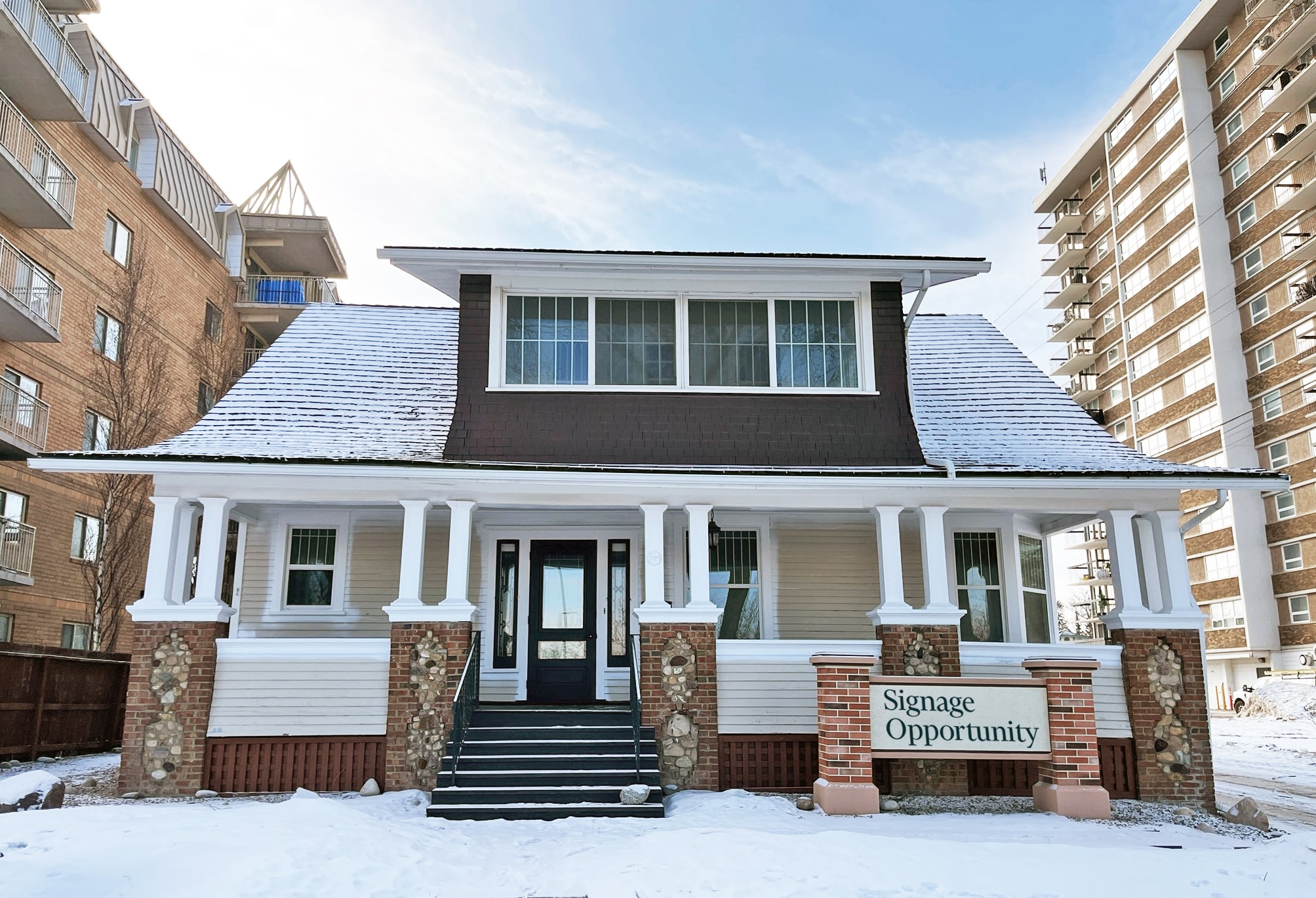 10311 Saskatchewan Dr NW, Edmonton, AB for lease Primary Photo- Image 1 of 10