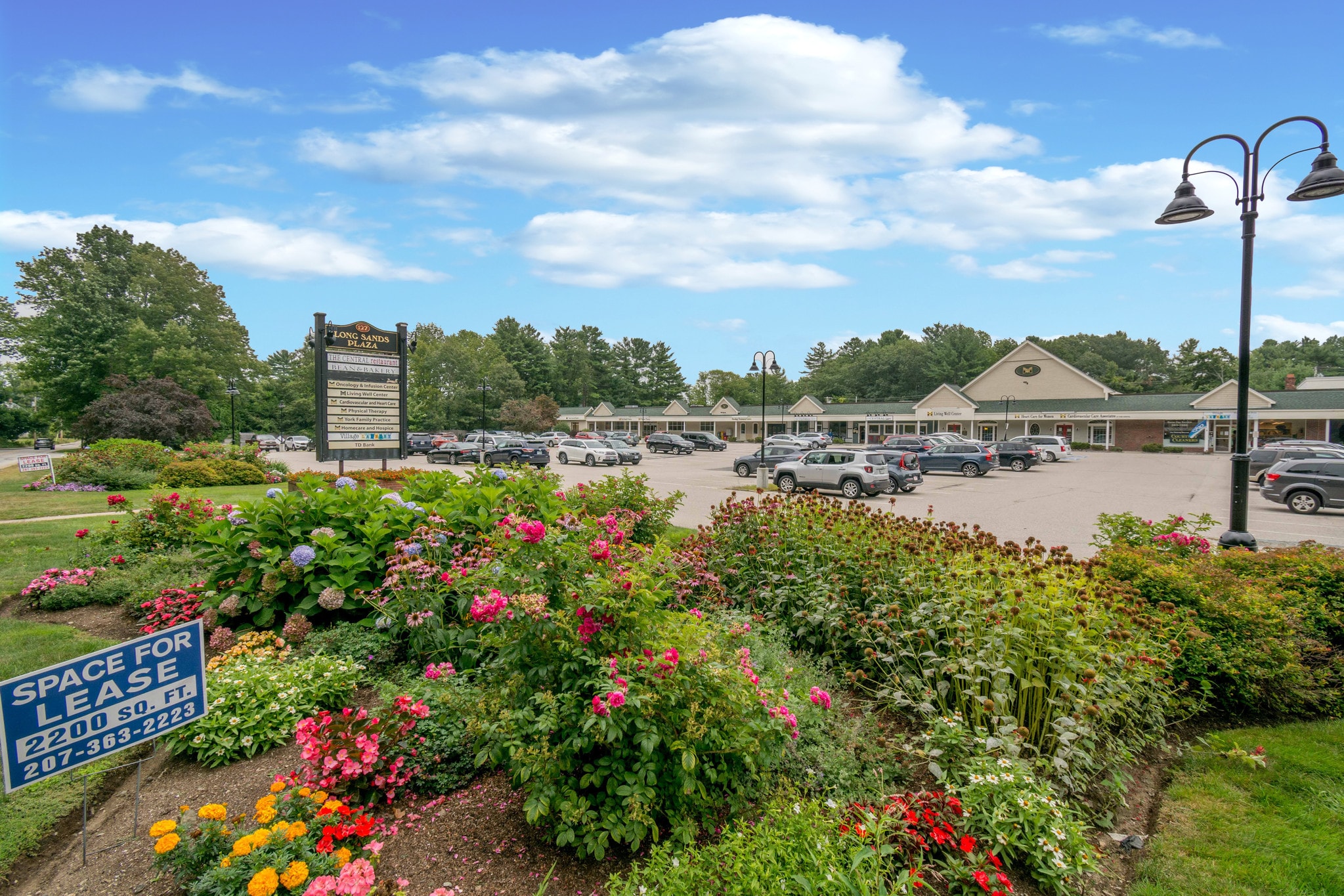 127 Long Sands Rd, York, ME for lease Primary Photo- Image 1 of 15