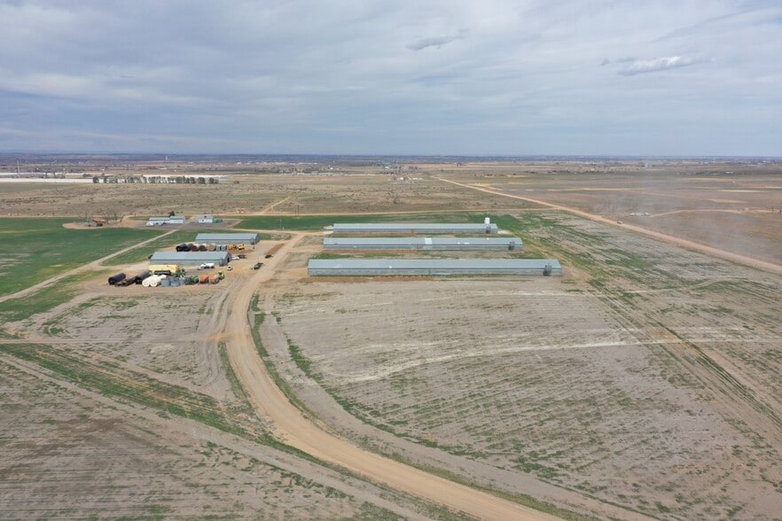 16600 County Road 36, Platteville, CO for lease - Building Photo - Image 2 of 12