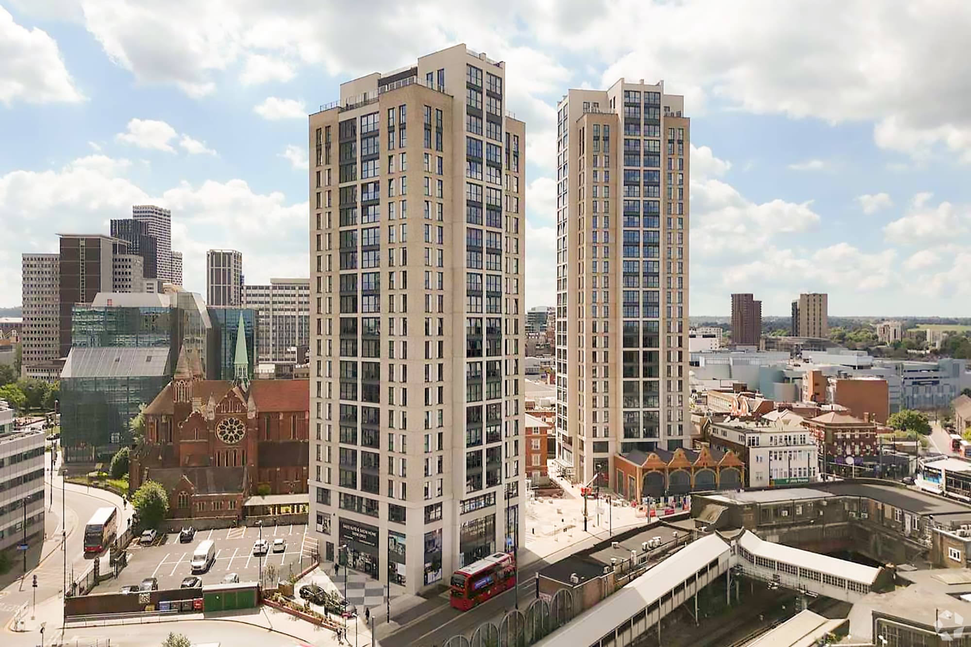 Cherry Orchard Rd, Croydon for lease Primary Photo- Image 1 of 9