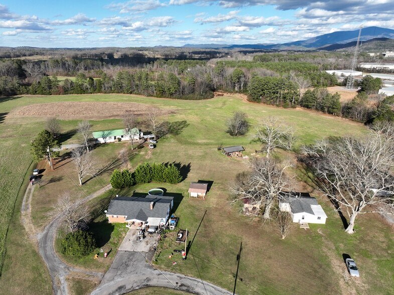 15 Duvall, Chatsworth, GA à vendre - Photo du bâtiment - Image 2 de 13