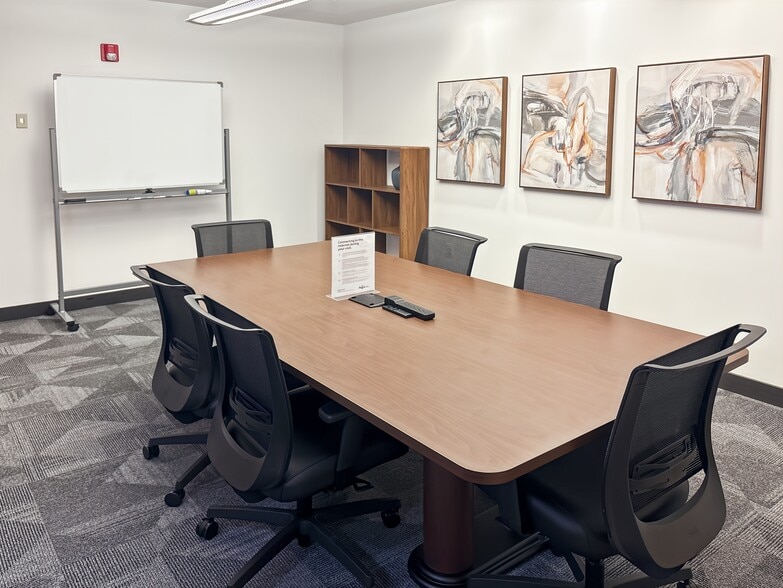 20937 Ashburn Rd, Ashburn, VA for lease - Interior Photo - Image 3 of 19