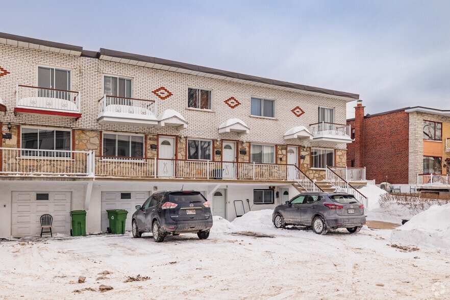 4330-4336 Rue De Venise, Montréal, QC for sale - Building Photo - Image 2 of 2