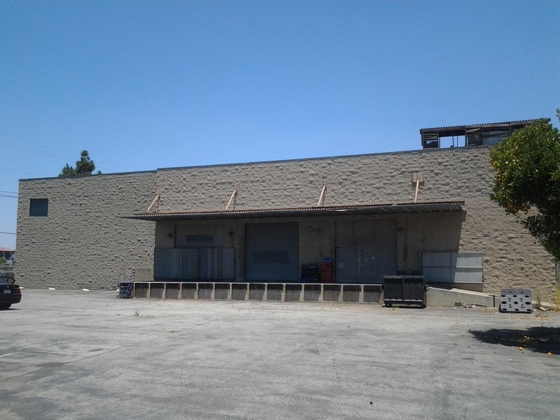 314 N Wilmington Blvd & 915 W C St, Wilmington, CA à louer - Photo du bâtiment - Image 2 de 31