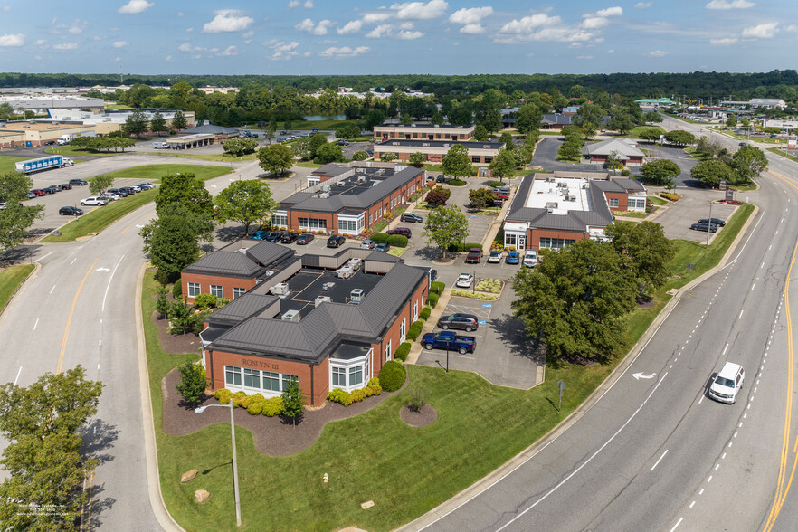 320 Charles Dimmock Pky, Colonial Heights, VA for lease - Building Photo - Image 2 of 3