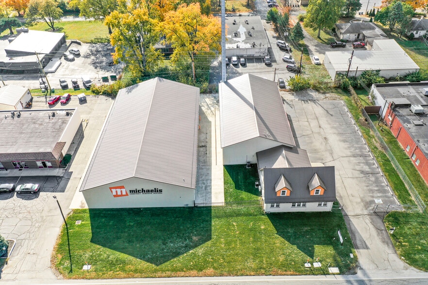 2601 E 56th St, Indianapolis, IN for lease - Building Photo - Image 3 of 21