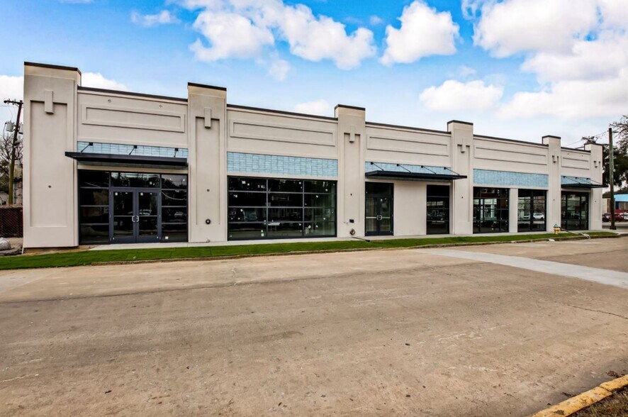 2400 Bull St, Savannah, GA à louer - Photo du bâtiment - Image 3 de 6