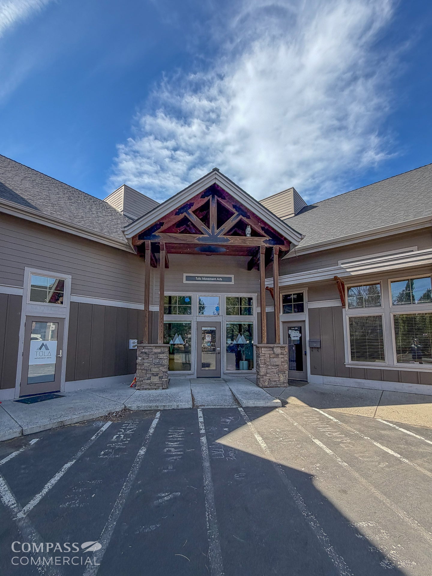 2797 NW Clearwater Dr, Bend, OR for lease Interior Photo- Image 1 of 12