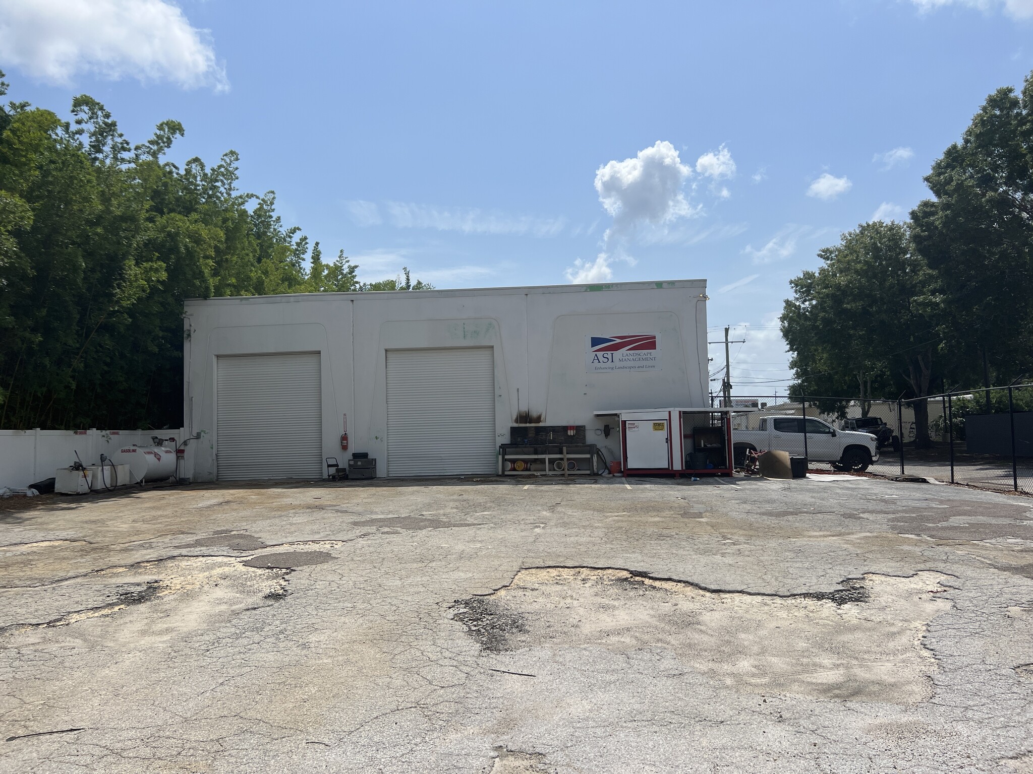 7704 W Hillsborough Ave, Tampa, FL for sale Building Photo- Image 1 of 1