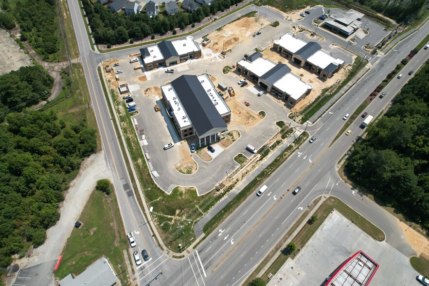 1830-1880 N Broad St, Fuquay Varina, NC for sale - Building Photo - Image 1 of 2