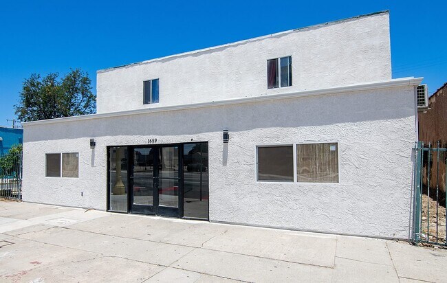 More details for 1659 W Florence Ave, Los Angeles, CA - Retail for Lease