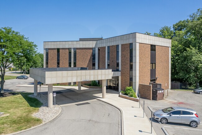 More details for 4452 Eastgate Blvd, Cincinnati, OH - Office for Lease