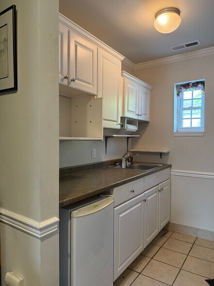 915 Pennsylvania Ave, Trenton, NJ à vendre - Photo du bâtiment - Image 3 de 7