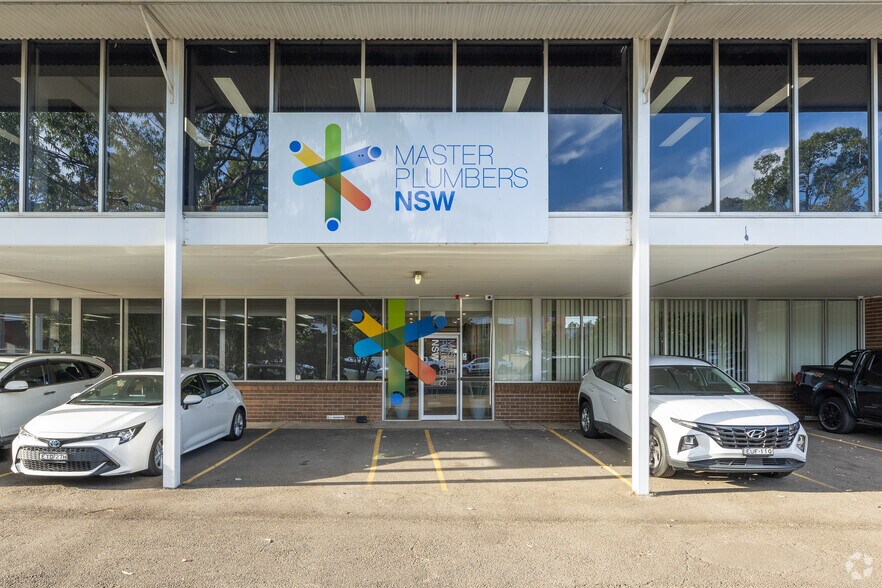 13 Stanton Rd, Seven Hills for sale - Building Photo - Image 3 of 4