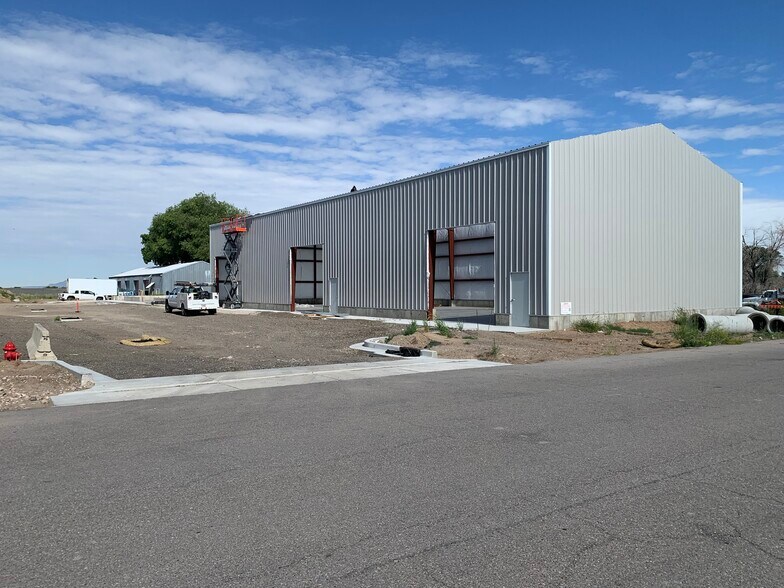 1438 W 3300 S, Ogden, UT à louer - Photo du bâtiment - Image 3 de 4