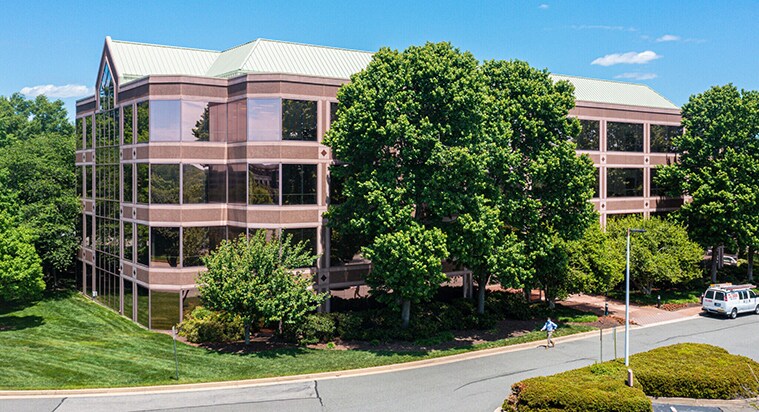 3951 Westerre Pky, Richmond, VA for lease - Building Photo - Image 2 of 5