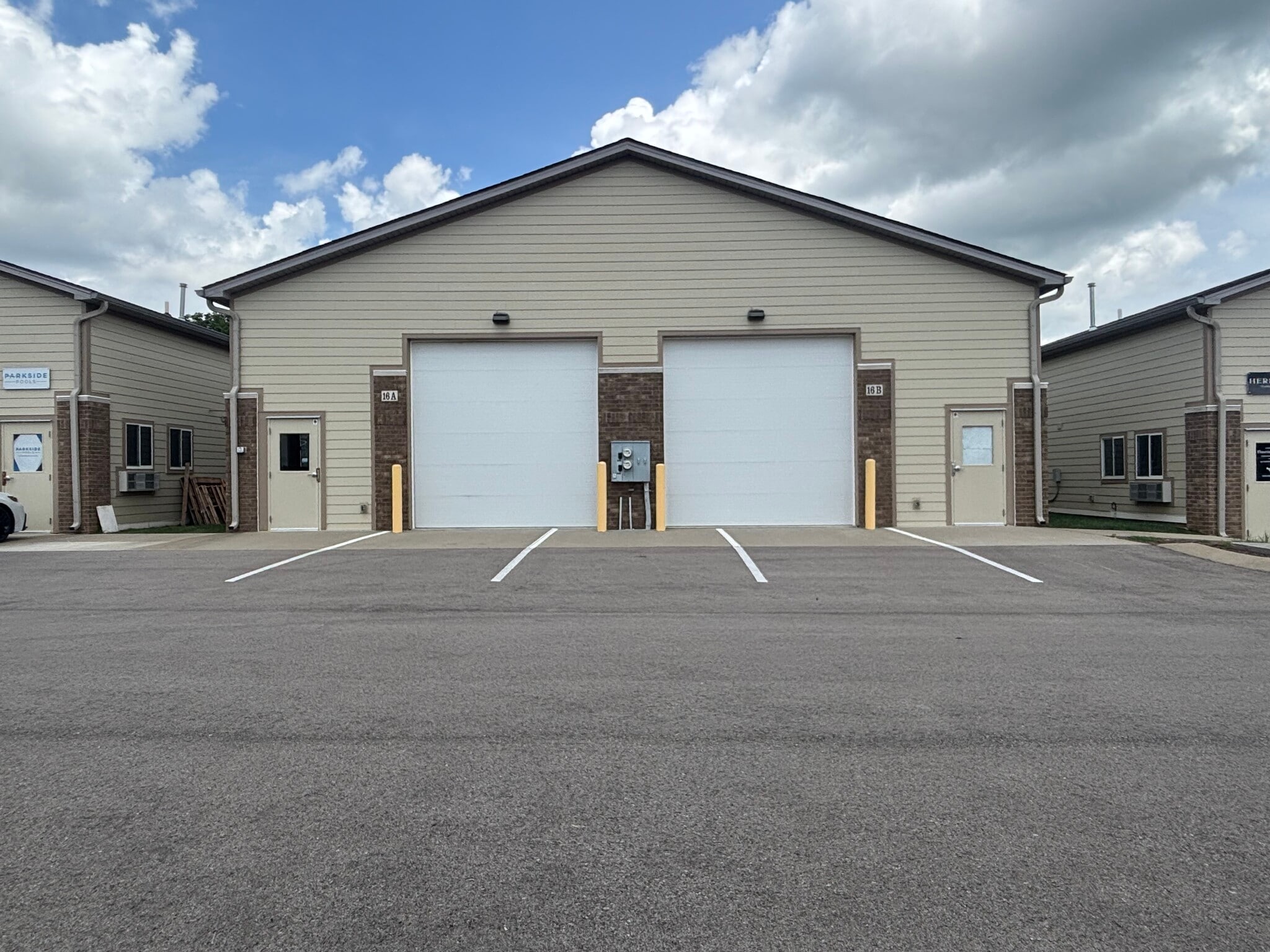 1031 Parkway Dr, Spring Hill, TN for lease Building Photo- Image 1 of 4