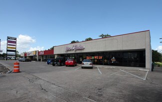Plus de détails pour 813-823 N I-45, Conroe, TX - Commerce de détail à louer