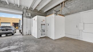 Plus de détails pour 12434-12466 NW 38th Ave, Opa-locka, FL - Industriel à louer