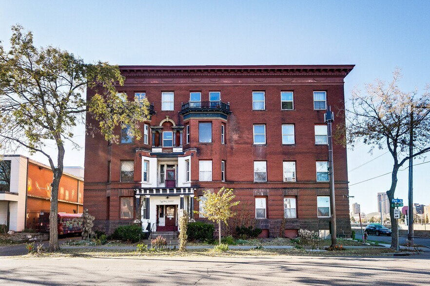 1800 Park Ave, Minneapolis, MN à vendre - Photo du bâtiment - Image 1 de 22