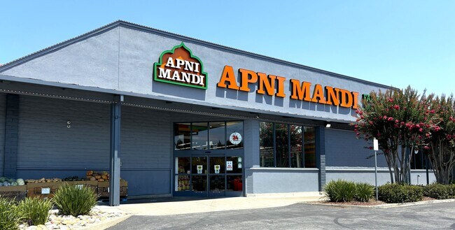 Plus de détails pour 1350 S Park Victoria, Milpitas, CA - Commerce de détail à louer