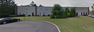 Plus de détails pour 28 Brandywine Dr, Deer Park, NY - Industriel à vendre