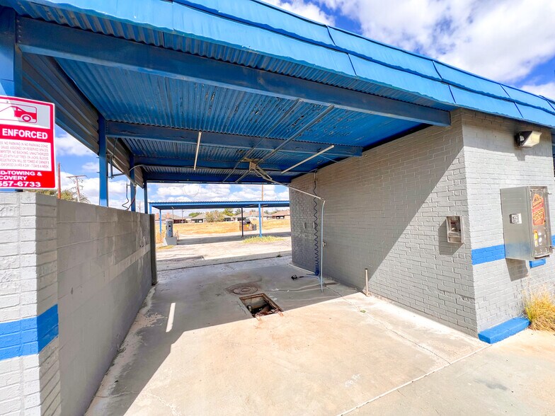 4221 Maple Ave, Odessa, TX à vendre - Photo du bâtiment - Image 3 de 14