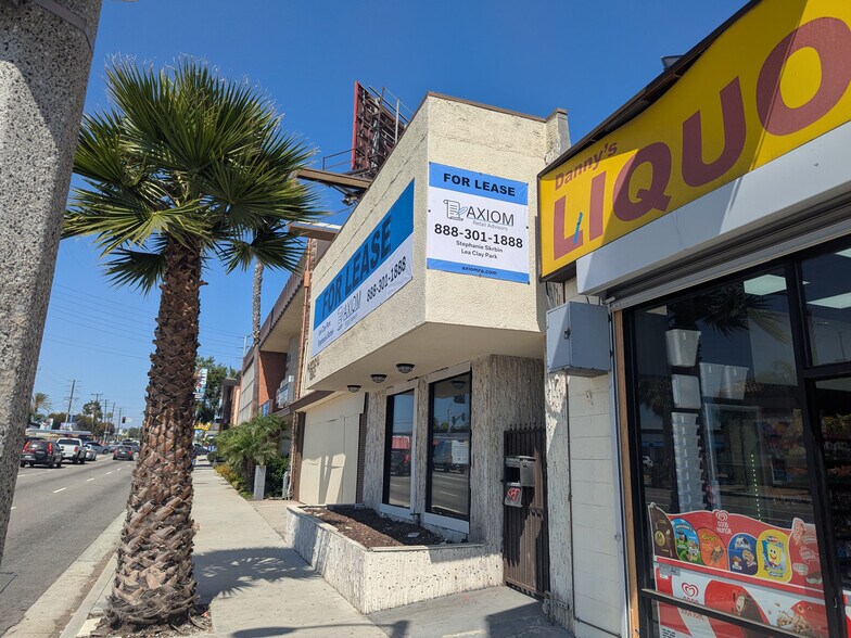 6840-6854 La Tijera Blvd, Los Angeles, CA à louer - Photo du bâtiment - Image 2 de 3